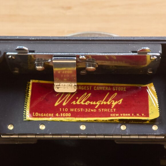 Vintage 50s Bell & Howell Auto Master 200-TA 16 mm Movie Camera, Made in USA - Picture 15 of 15